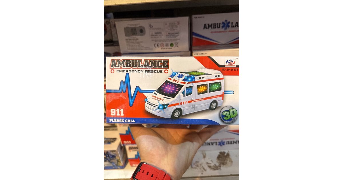 اسعاف استعراضي اصلي ابيض