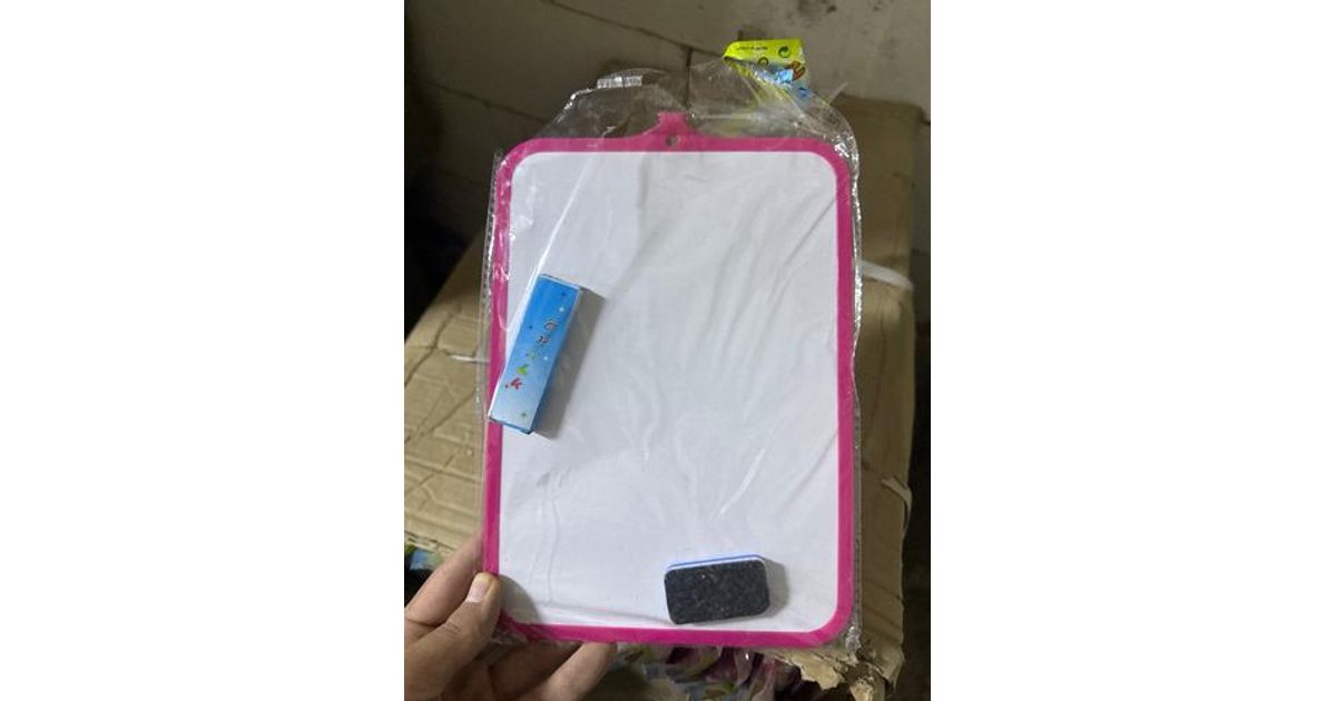 صبوره حاجه الف طباشير مع قلم